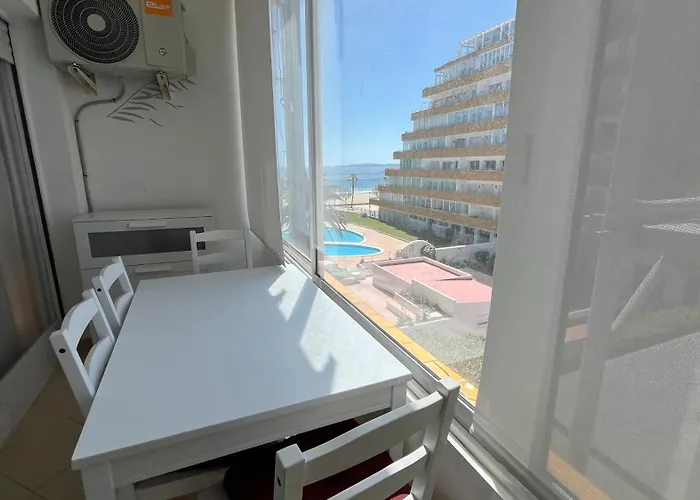 Apartamiento Vista Al Mar - Holiday Center En Roses