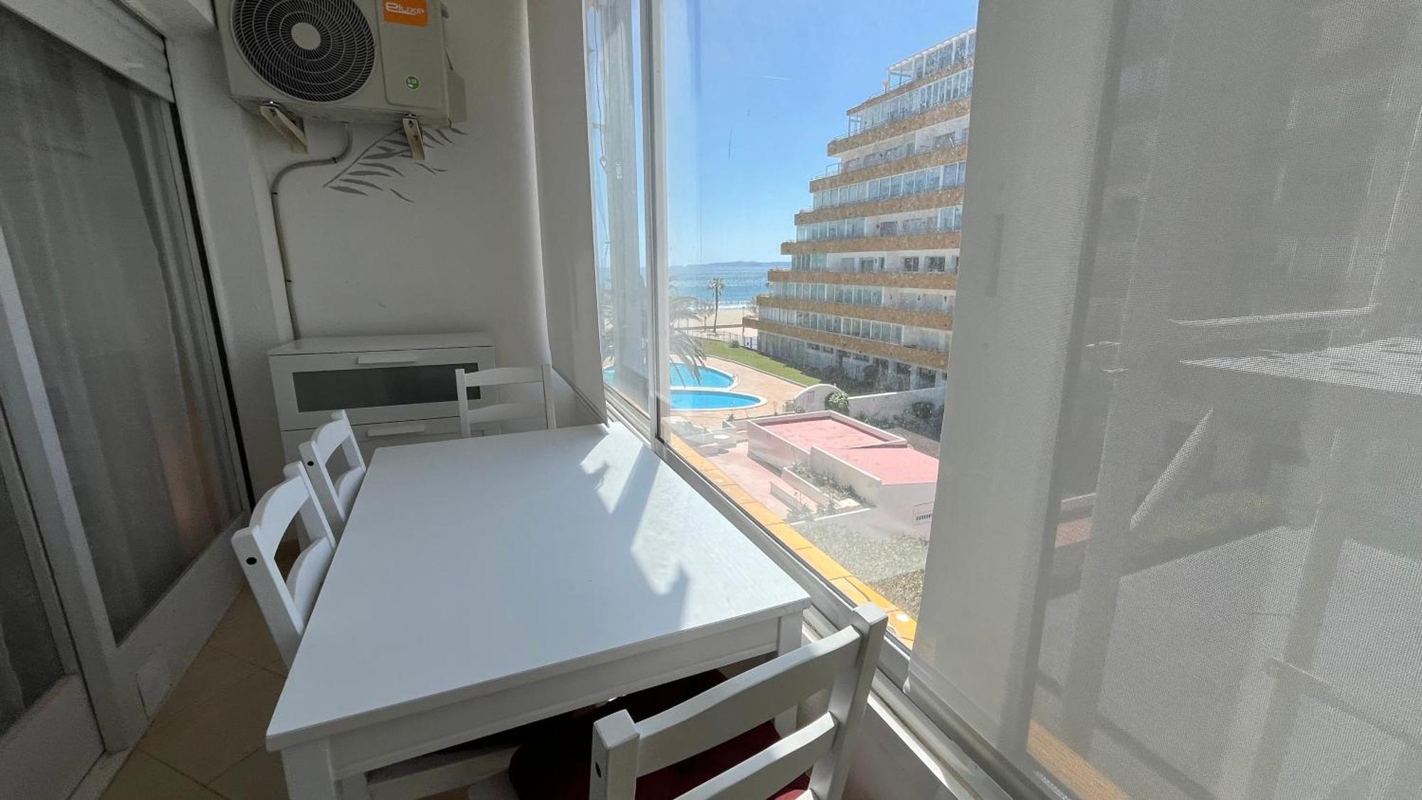 Apartamiento Vista Al Mar - Holiday Center En * Roses